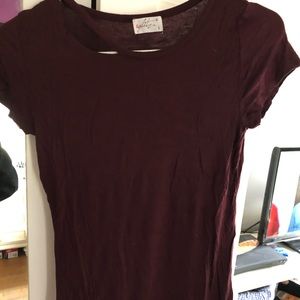 Maroon tshirt